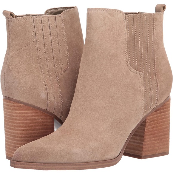 Oshay Pointed Toe Bootie Women Sz 4
Marc Fisher LTD Walnut Suede New - Picture 1 of 15